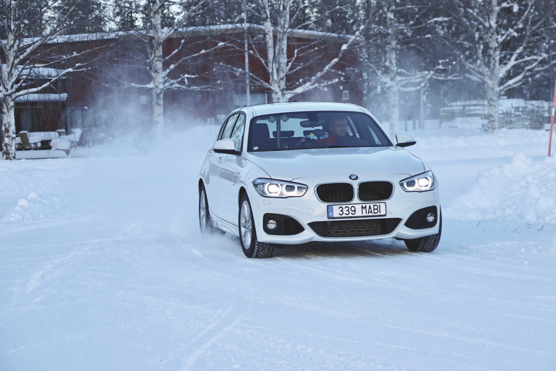 Test opon całorocznych