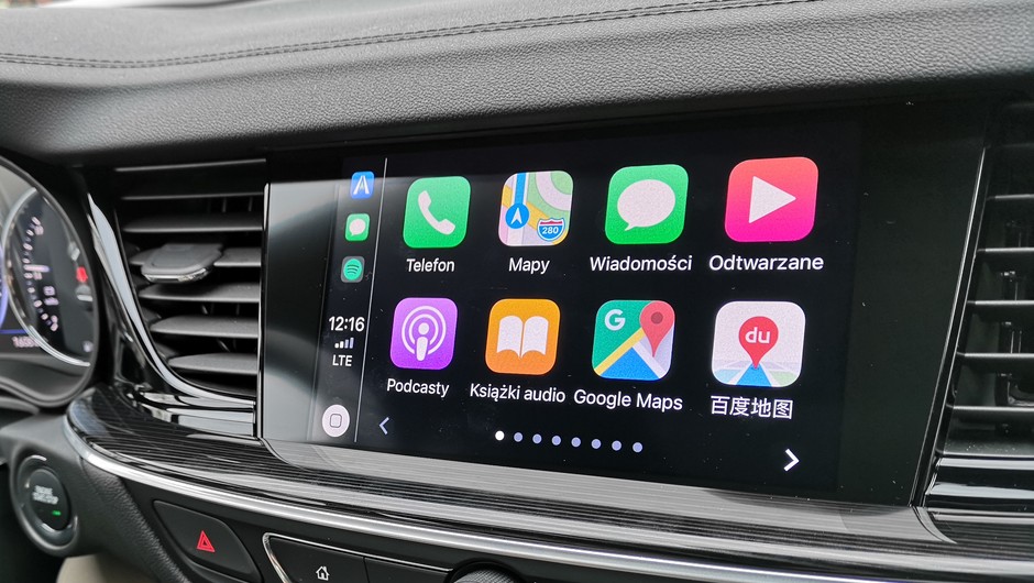 Opel Multimedia Navi Pro - tryb Apple CarPlay (zdjęcie ilustracyjne)