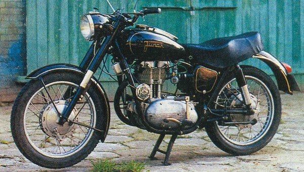 Niezapomniane polskie jednoślady - (Z archiwum Auto Świata)