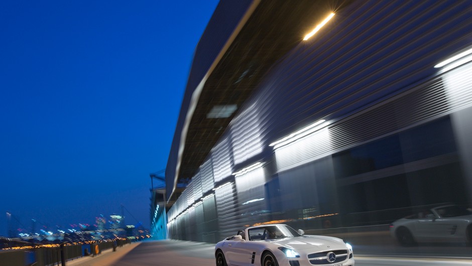 Mercedes SLS AMG Roadster