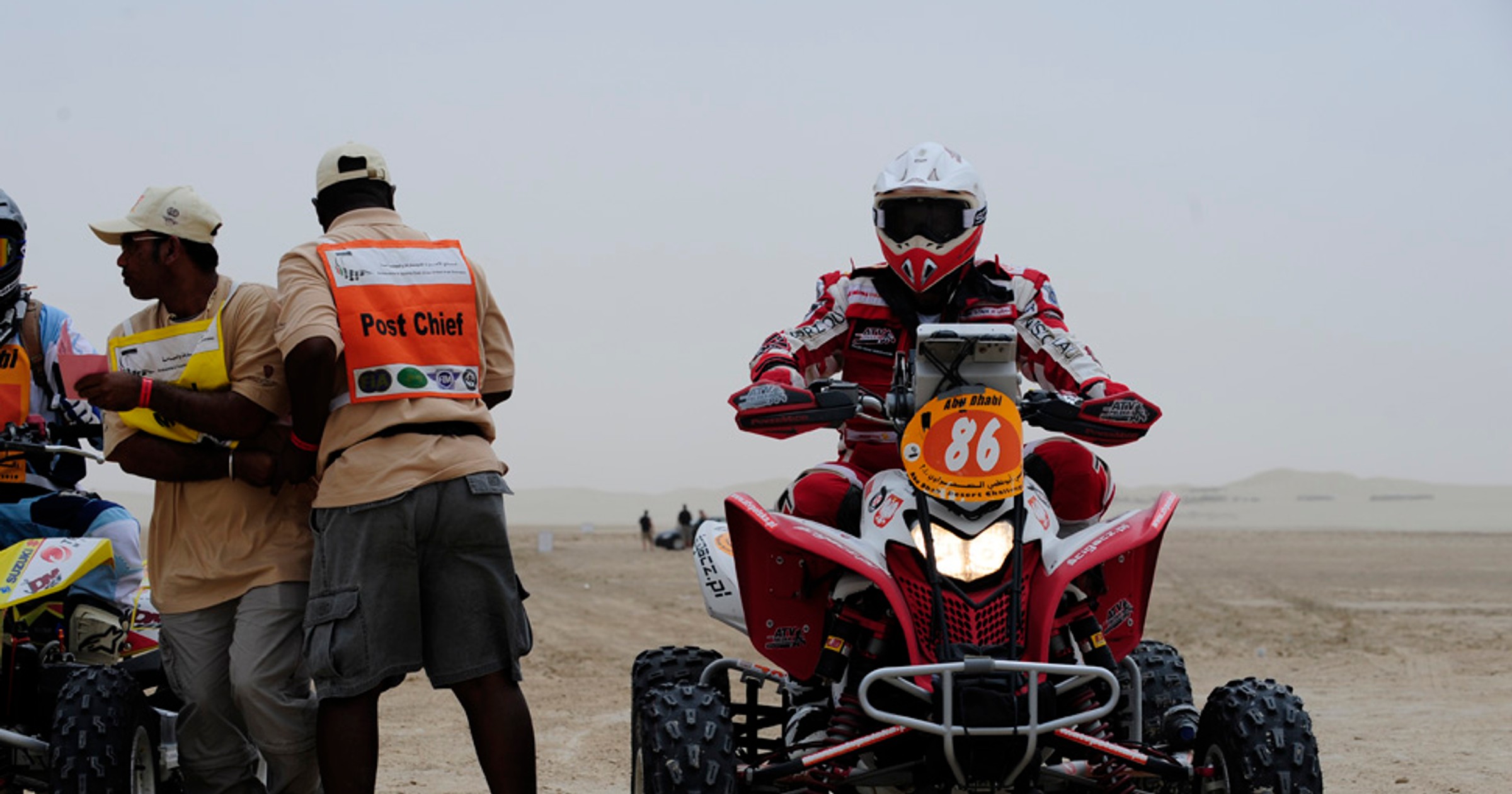Abu Dhabi Desert Challenge 2010: Rafał Sonik 4 w kategorii quadów w pierwszej rundzie Mistrzostw Świata