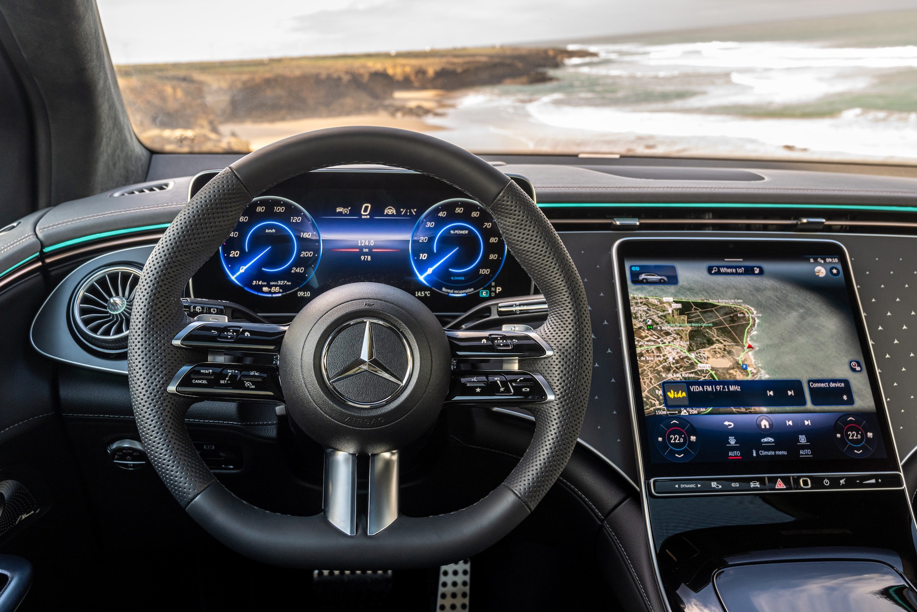 Mercedes EQE SUV