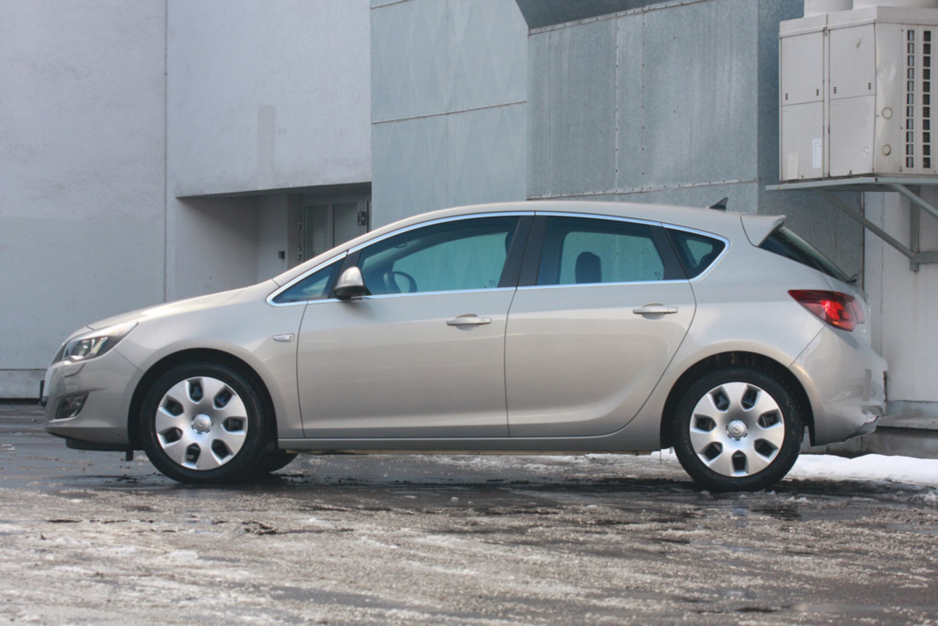 Co wybrać? Komfortowego Focusa czy seksowną Astrę