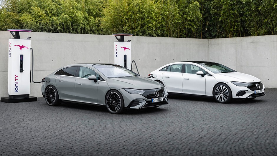 Mercedes EQE (2022)