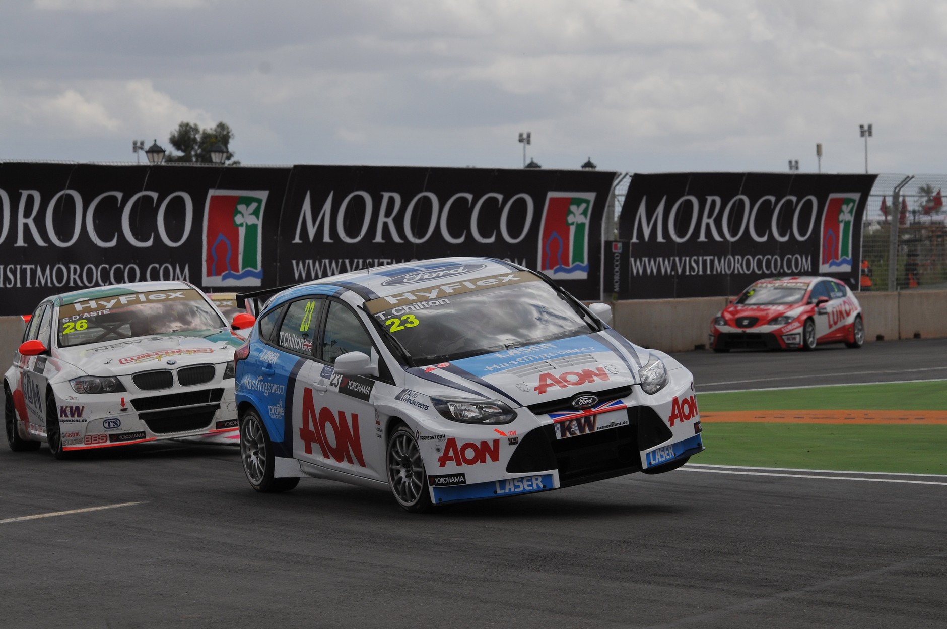 WTCC: 1-2-3, Chevroleta w Maroko gonisz Ty