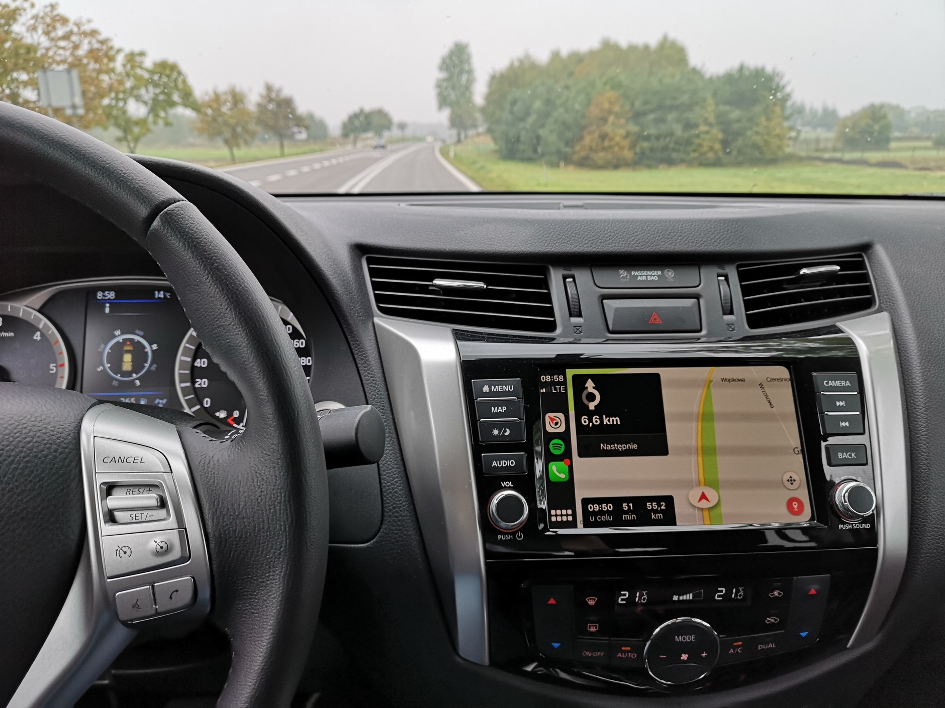 Yanosik w CarPlay
