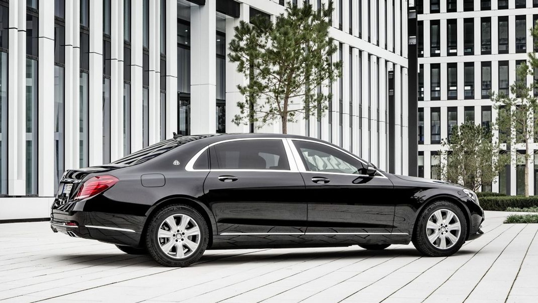 Mercedes-Maybach S600 Guard