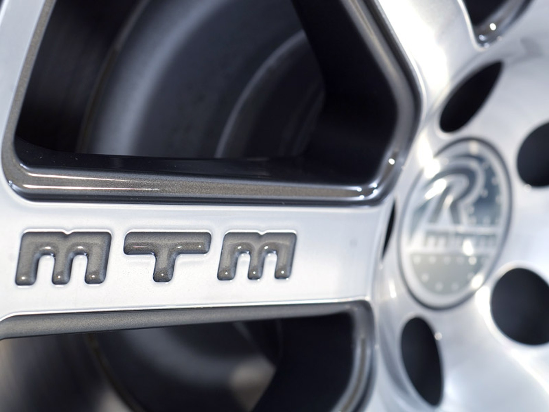 MTM przedstawia – Bentley Continental GTC Birkin Edition