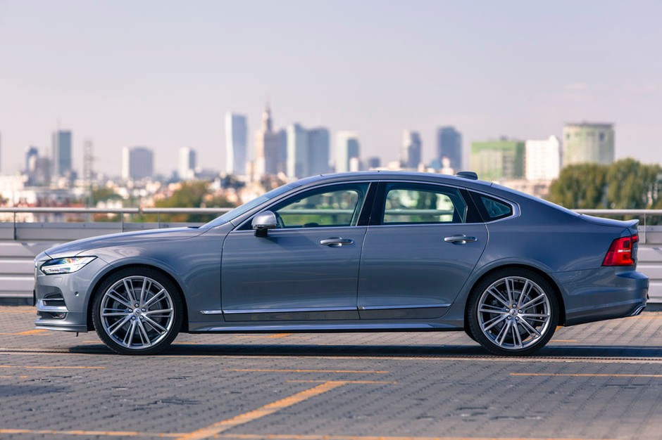 Volvo S90 D4 - inny wymiar luksusu