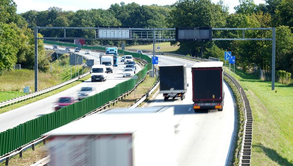 Rusza nowy odcinkowy pomiar prędkości na A4. Wkrótce będzie ich dużo, dużo więcej