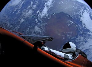 Tesla Roadster Elona Muska - gdzie aktualnie jest?