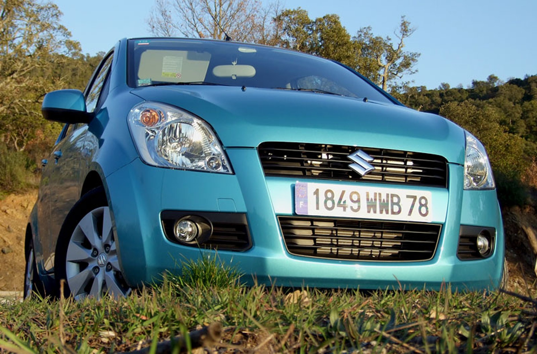 Suzuki Splash: ładny i nowoczesny - do miasta i na urlop