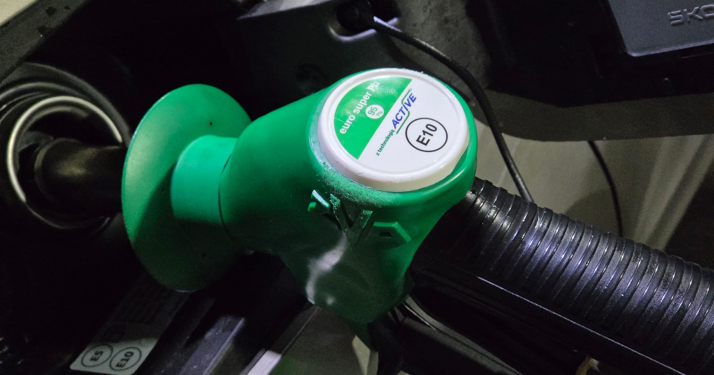 Tankowanie samochodu