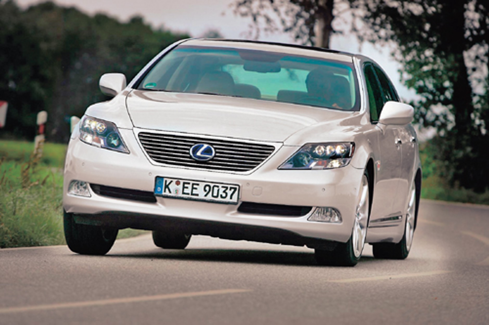 Lexus LS 600h