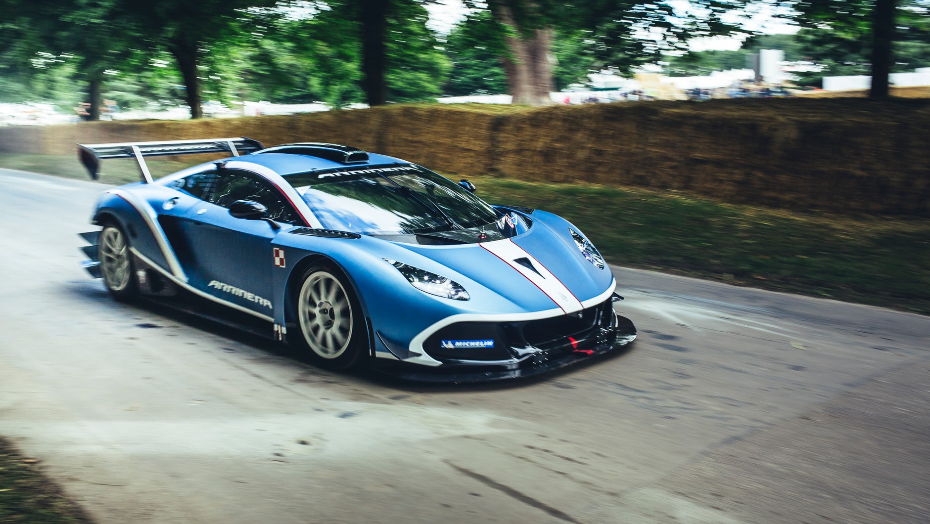 Arrinera Hussarya na Goodwood Festival of Speed