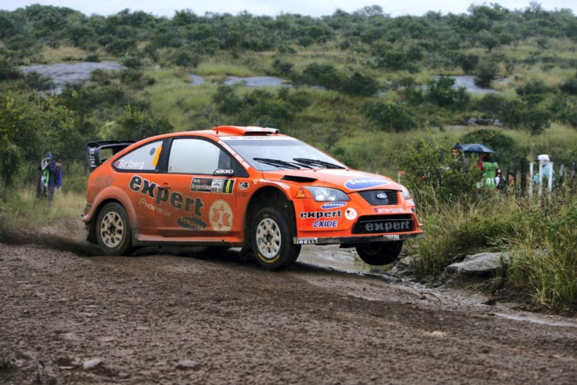 Rajd Argentyny 2008: Loeb zdecydowanym liderem (I. etap)
