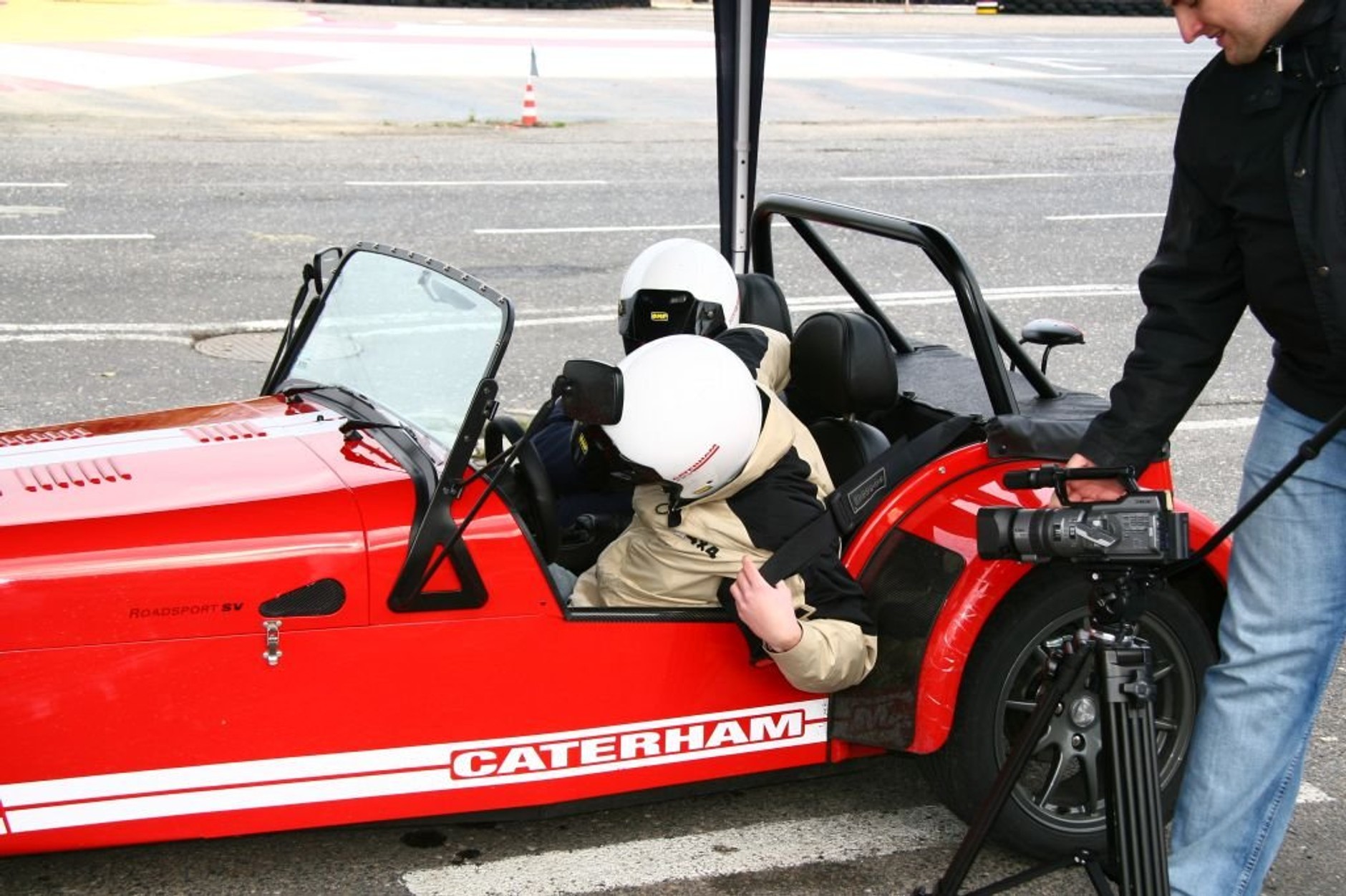 Caterham - Fotorelacja z polskiej prezentacji kultowego sportowca