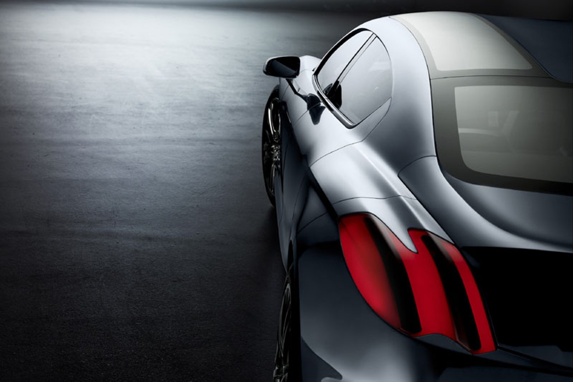 Paryż na żywo: Peugeot RC HYmotion4 – zapowiedź hybrydowego 4-drzwiowego coupe