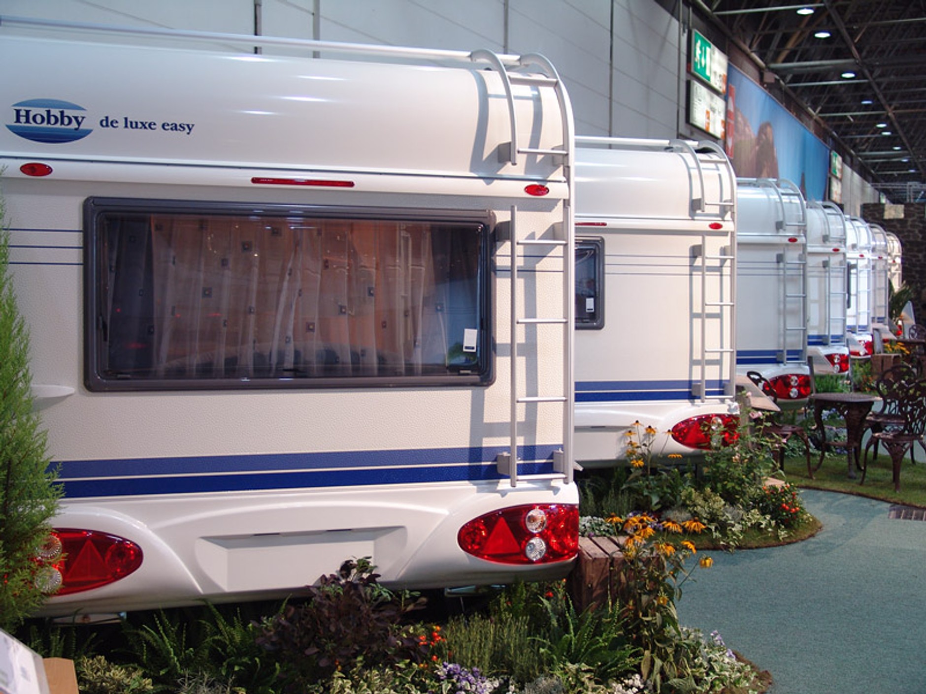 Caravan Salon Düsseldorf 2007: Caddy Life i moda na nowy sezon (fotogaleria)