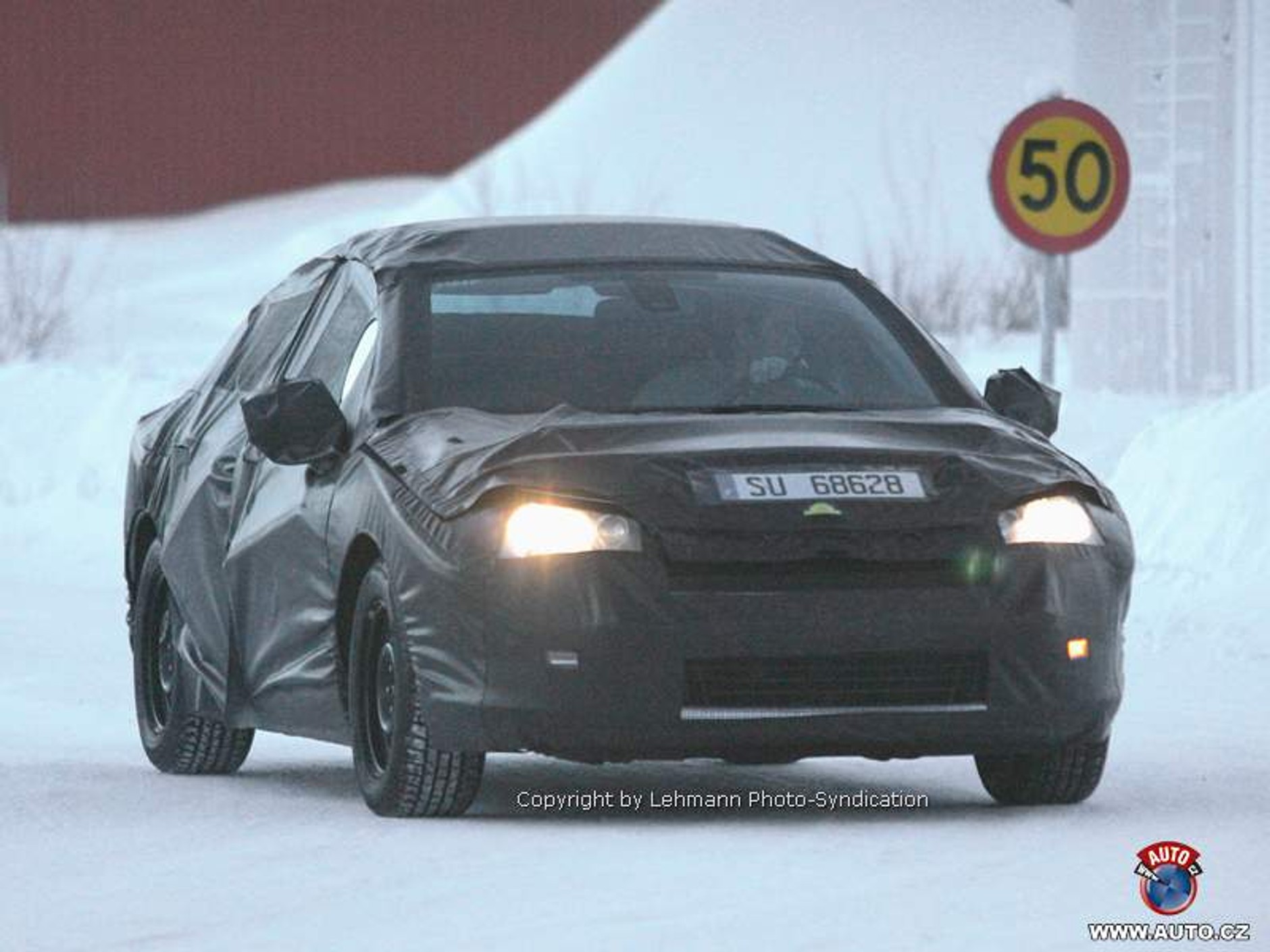 Zdjęcia szpiegowskie: nowy Citroën C5