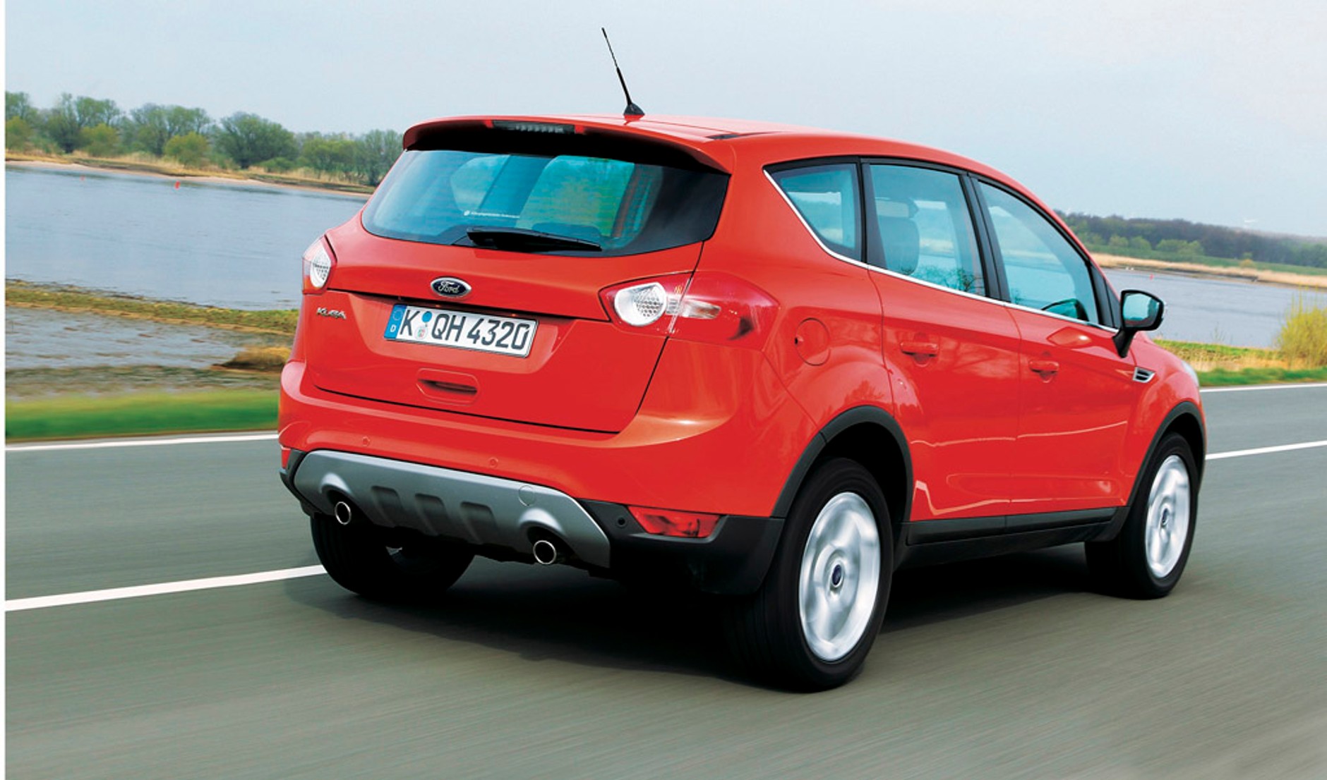 Mazda CX-5 kontra Ford Kuga, Hyundai ix35 i Volkswagen Tiguan: czy Mazda pokona konkurentów