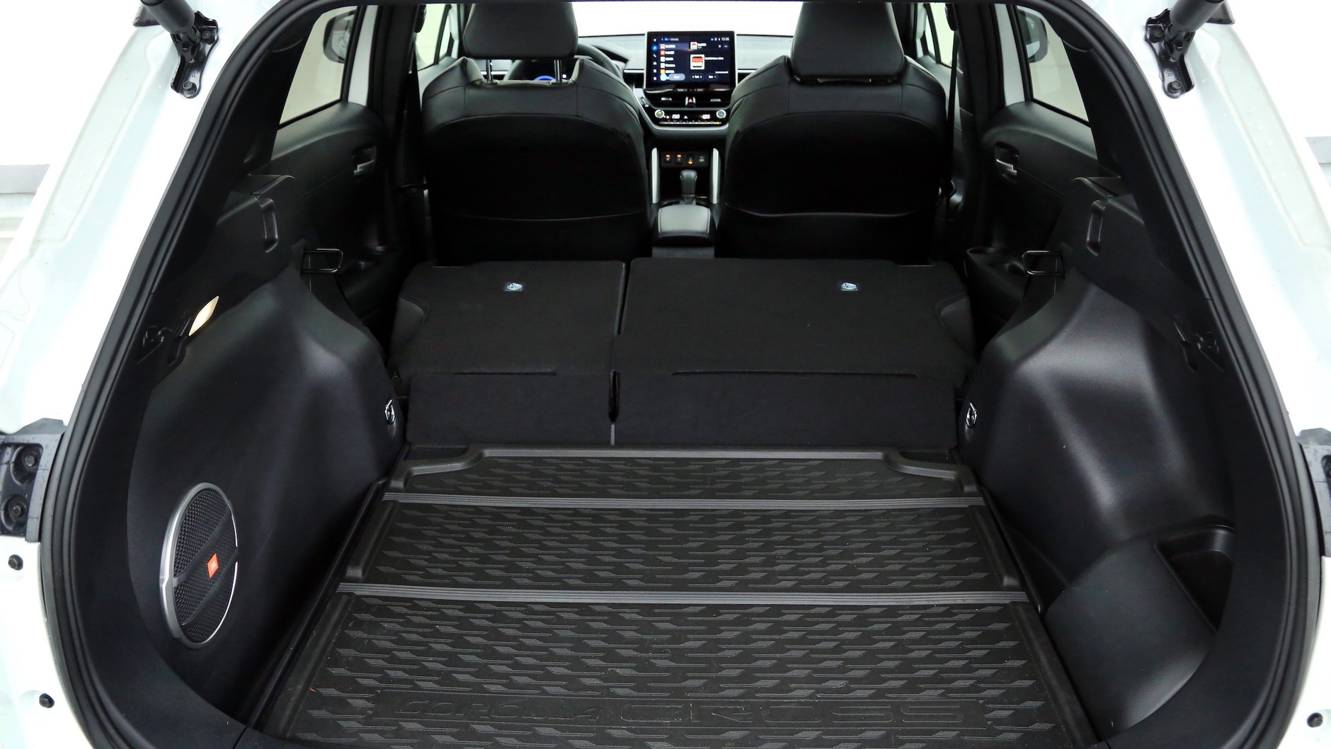 Toyota Corolla Cross 2.0 Hybrid AWD-i (2022 r.)