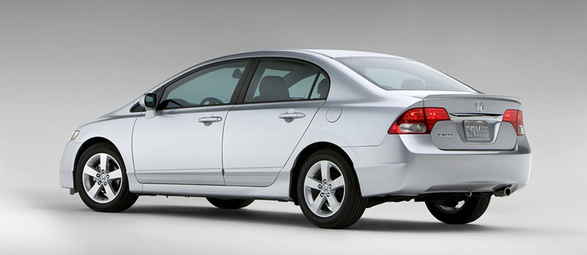 Honda Civic: amerykański sedan po faceliftingu