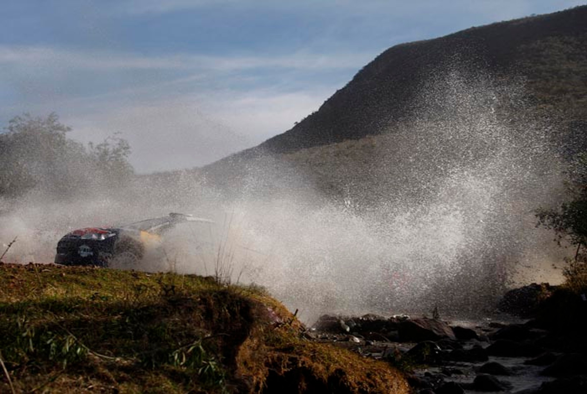 Rajd Meksyku 2010: faworyci za Petterem Solbergiem - Loeb ucieka, Hirvonen próbuje gonić (relacja z 2. etapu)