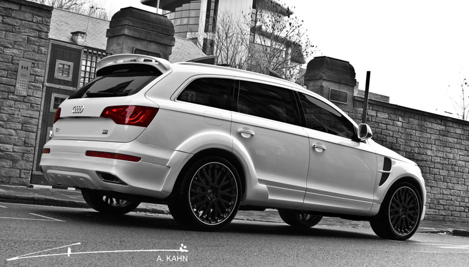 Audi Q7 Project Kahn