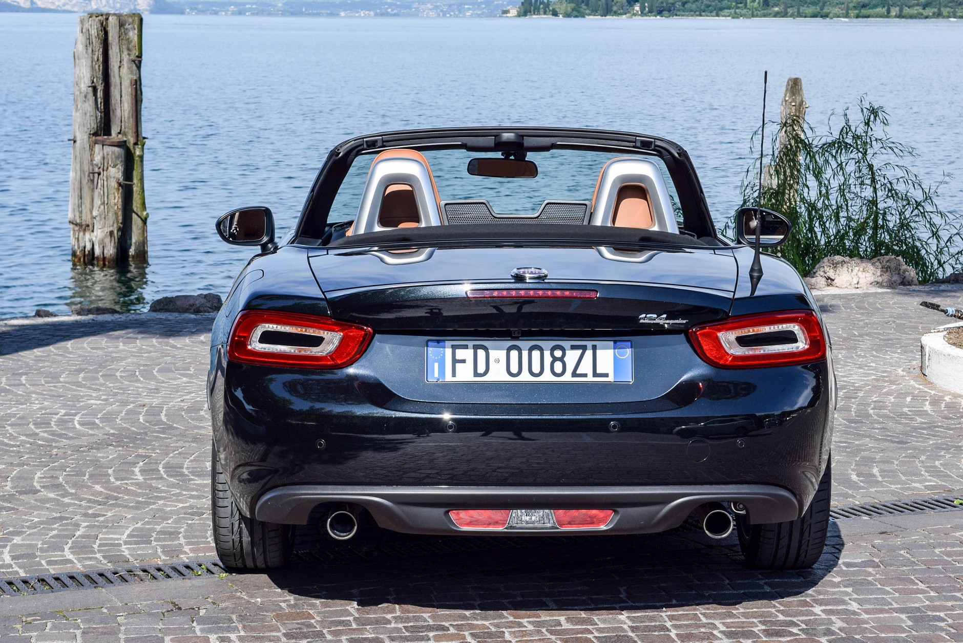 Fiat 124 Spider