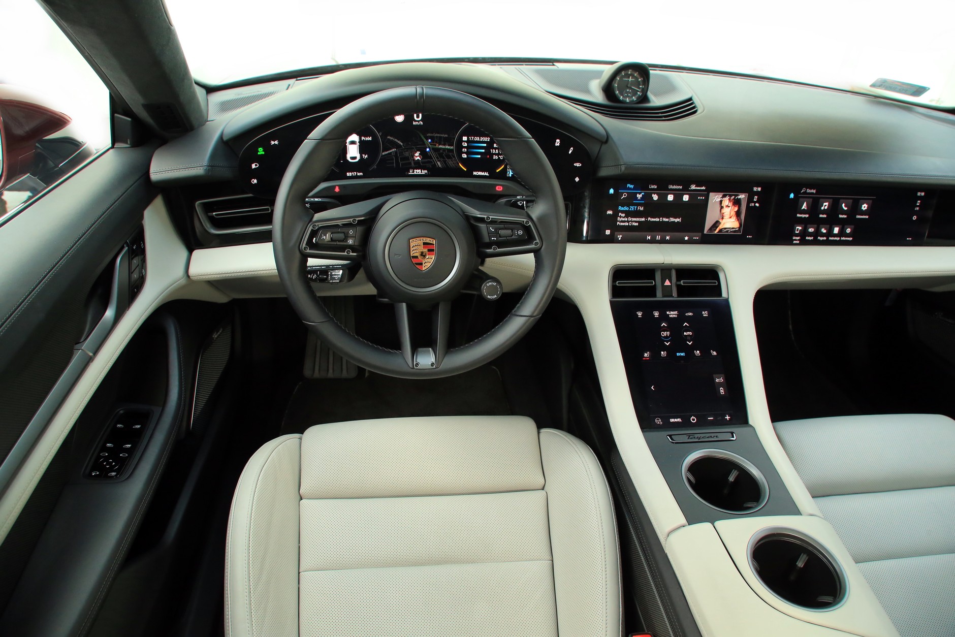 Porsche Taycan Cross Tourismo 2022 r. 1. generacja