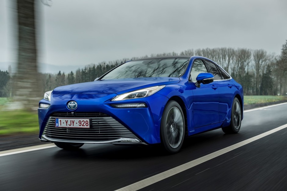 Toyota Mirai 2023 r.