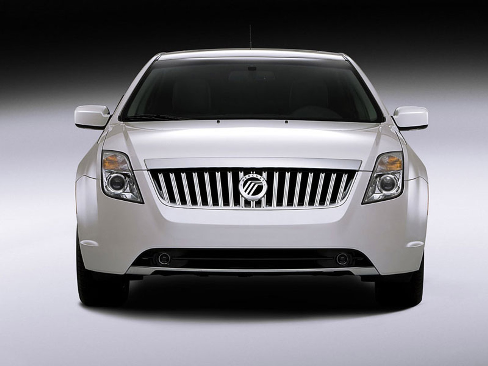 Los Angeles 2008: Mercury Milan z nową twarzą i napędem hybrydowym