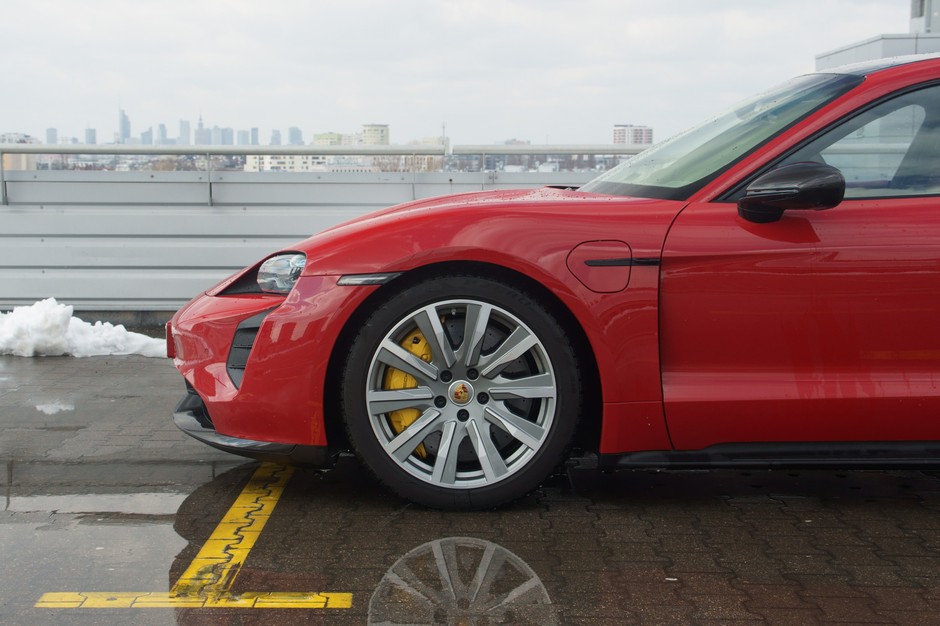 Porsche Taycan GTS