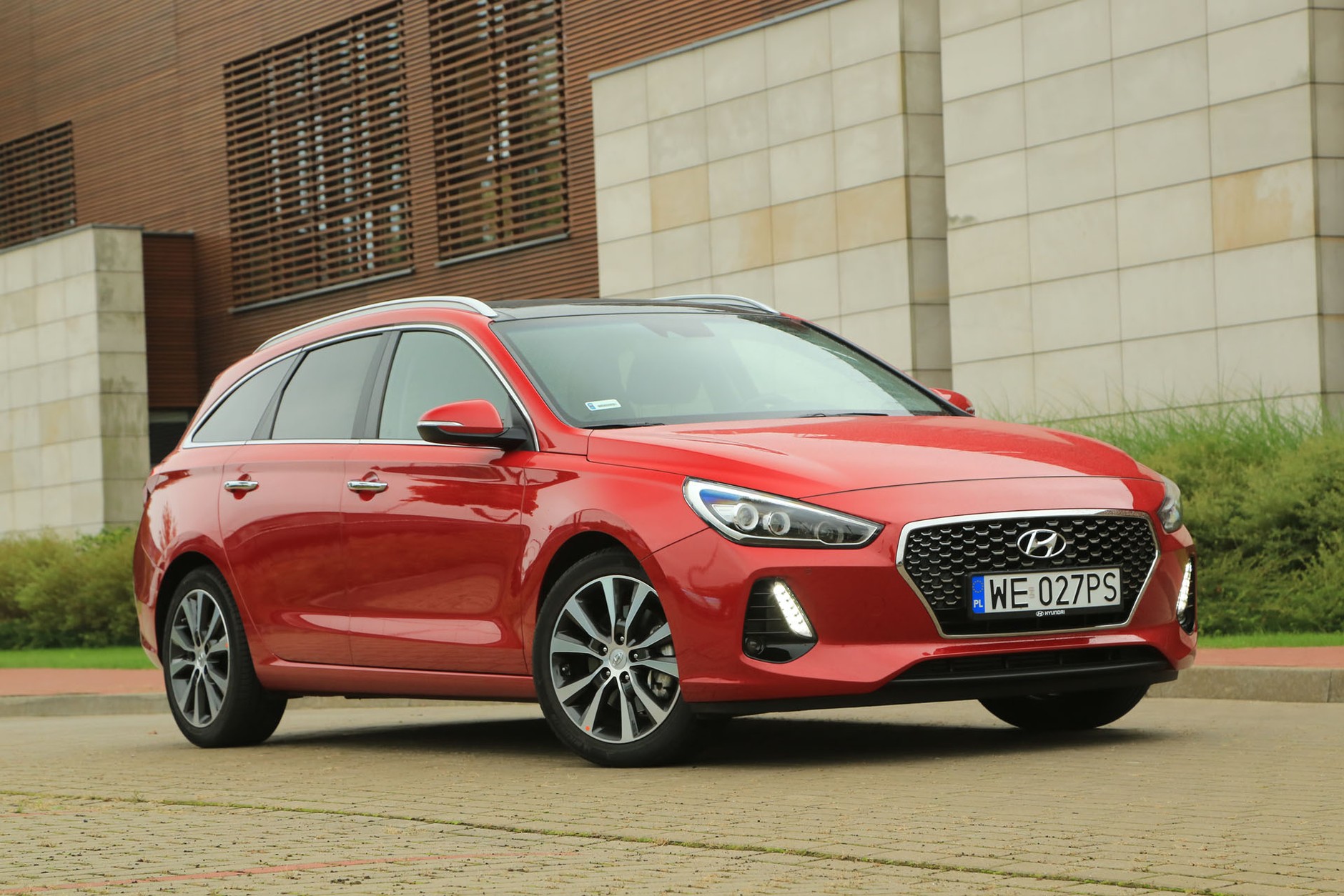 Hyundai i30 Wagon 1.4 T-GDI - sprytne kombi