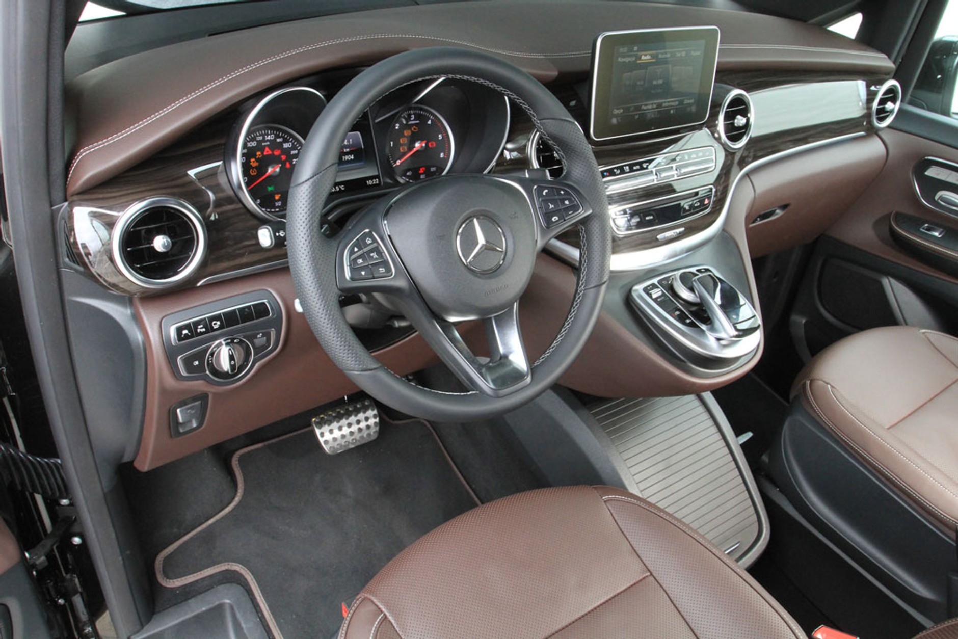 Test Mercedesa V 250 BlueTec - luksusowy autobus