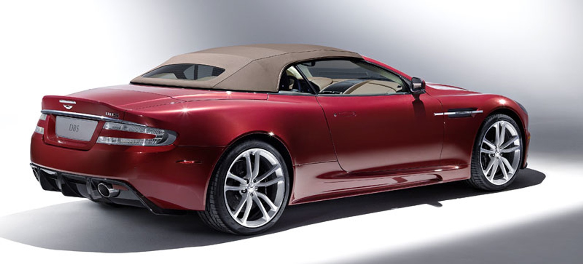 Genewa 2009: Aston Martin DBS Volante – topowy model w wersji roadster