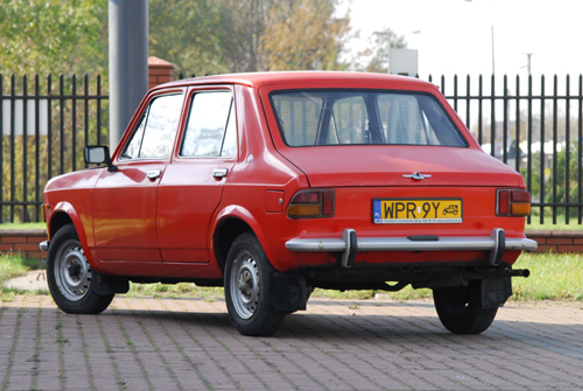 Zastava 1100 - Zastaw się, a postaw się!