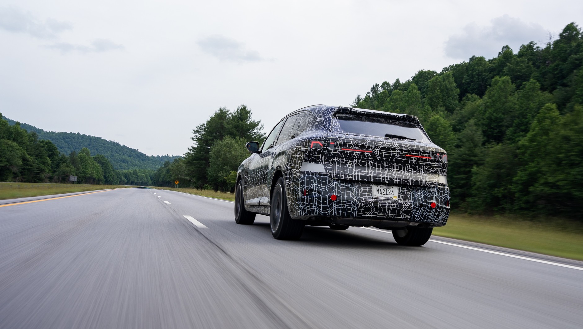 Nowe BMW X5 w specjalnym maskowaniu