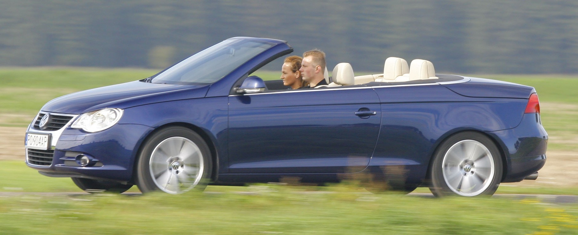 EOS – kolejny VW ze składanym dachem.