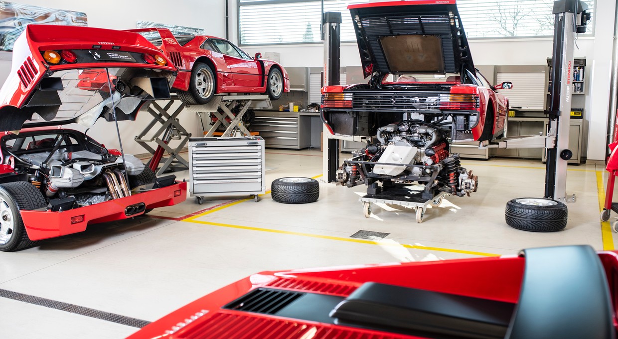Byłem w ASO Ferrari w Katowicach. Trafiają tam auta, o których wielu nawet nie śniło