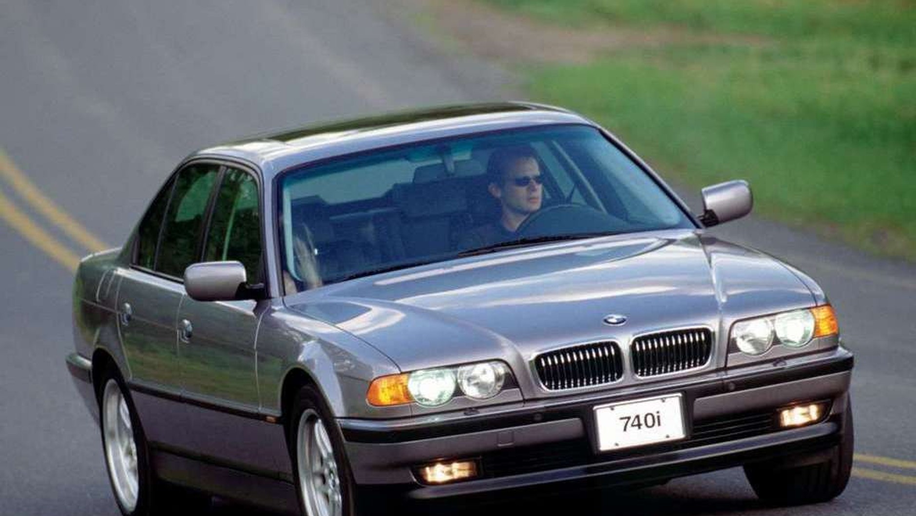 BMW serii 7 E38