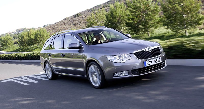 Škoda oficjalnie rozpoczęła produkcję Superba Combi