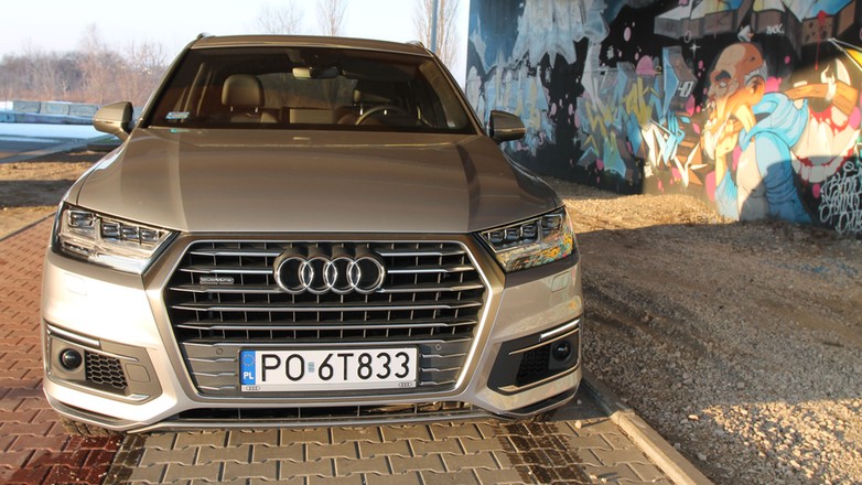 Audi Q7 e-tron quattro 3.0 TDI S tronic