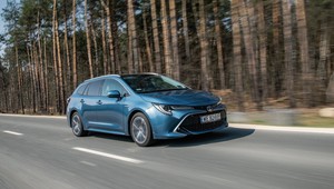 Lepsza używana Toyota Corolla czy Honda Civic? Pojedynek bezawaryjnych hitów