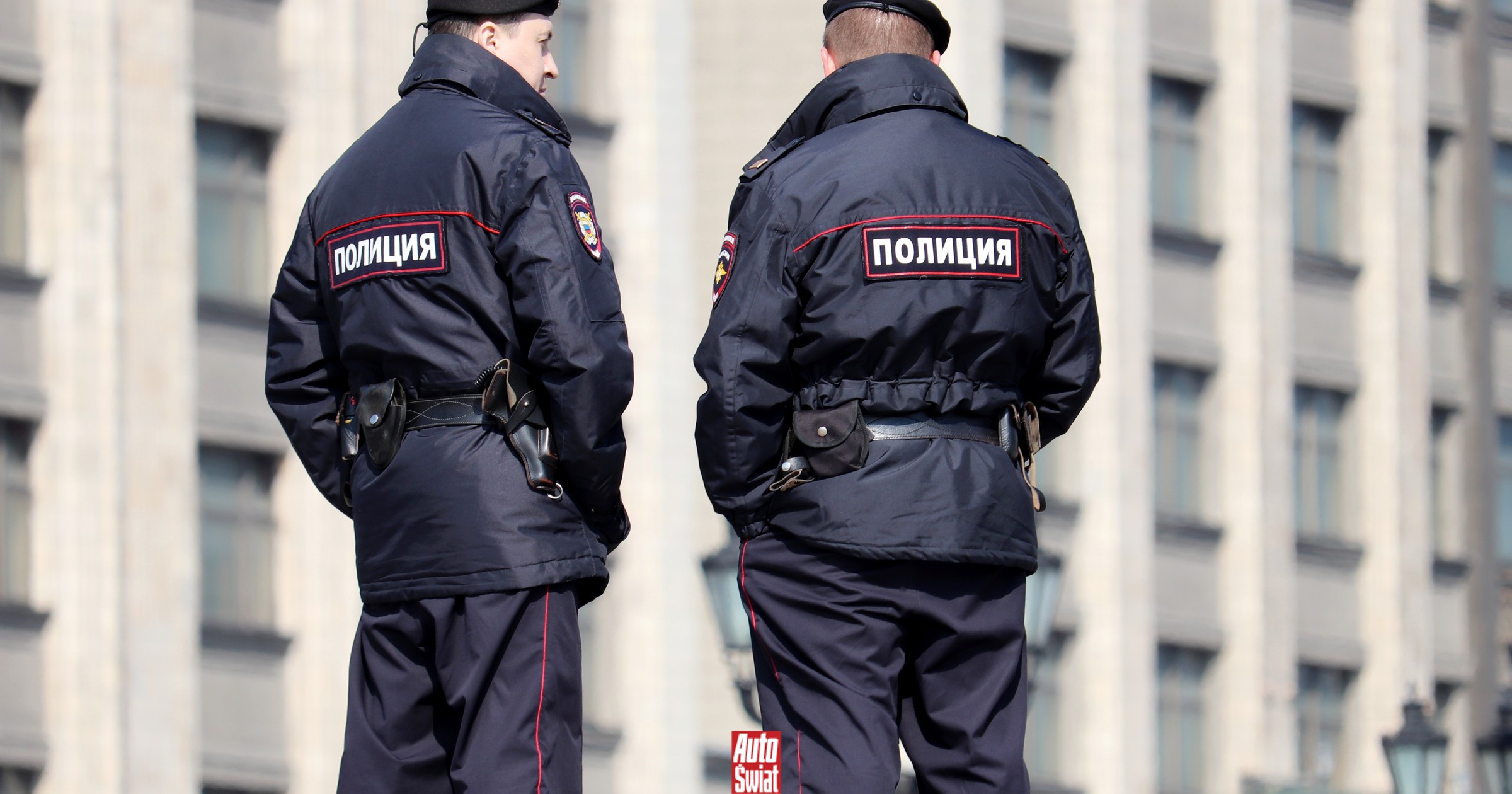 Policjant poprosił pijanego kierowcę o przeparkowanie auta, a ten to zrobił. Straci prawo jazdy