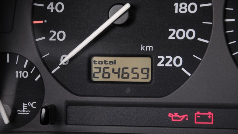 Przebieg samochodu - stan licznika