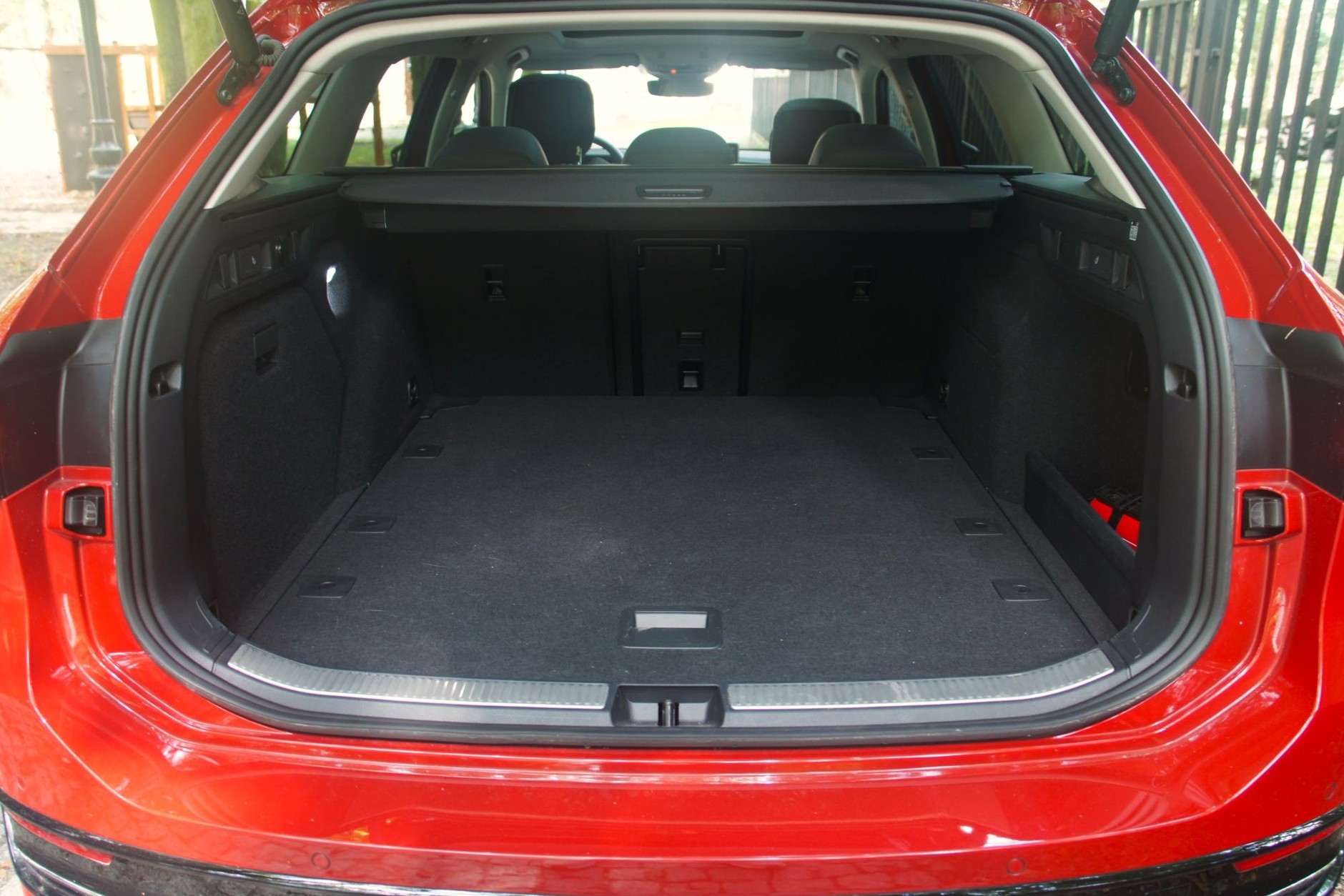 Volkswagen Passat B9 2.0 TDI