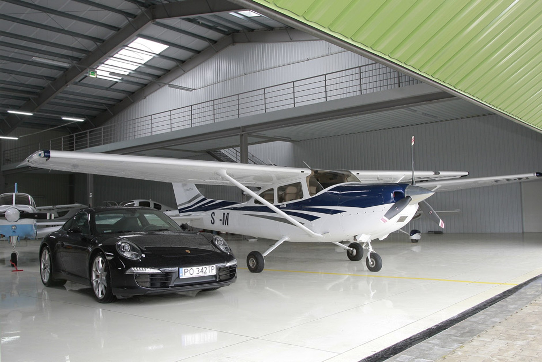 Porsche 911 Carrera S: emocje w standardzie