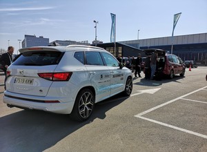 Pierwsza jazda – samochód podłączony do sieci 5G. Internet szybszy w aucie niż w domu